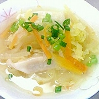 野菜たっぷり水餃子